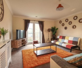 Sunnydale Serviced Apartments - Central location, with allocated parking