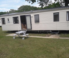 3-Bedroom caravan at Thorness bay