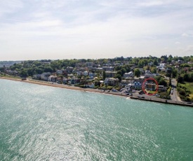 Seafront Quay West Apartments