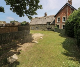 Hill Farm Cottage, Freshwater