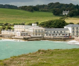 Albion Hotel - Freshwater Bay