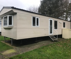 2 Bedroom Caravan MC18, Shanklin, Isle of Wight