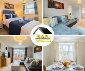 Javelin House- B and R Serviced Accommodation Amesbury, 3 Bed Detached House with Free Parking, Super Fast Wi-Fi and 4K Smart TV