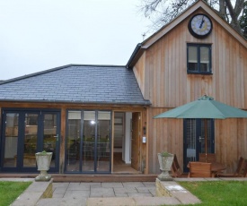 Cedar Lodge 2 ensuite bedroom cottage near Bath