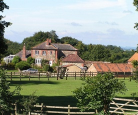 Blounts Court Farm