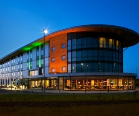 Holiday Inn Salisbury - Stonehenge, an IHG Hotel