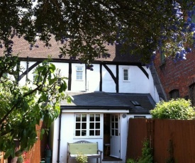 Thimble Cottage, SALISBURY