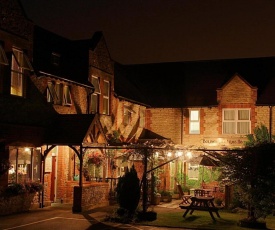 Bolingbroke Arms & Hotel