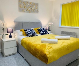 Greenbridge Serviced Apartment - Sleep up to 3, Free Parking