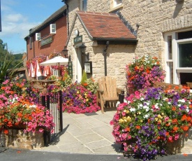 The Walnut Tree Inn Mere