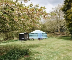 Alpaca yurt retreat