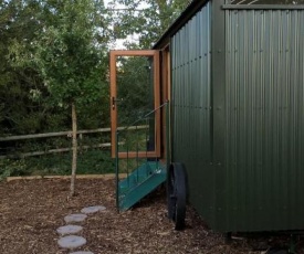 Glamping Malvern shepherd hut