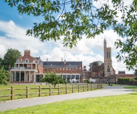 Stanbrook Abbey Hotel, Worcester