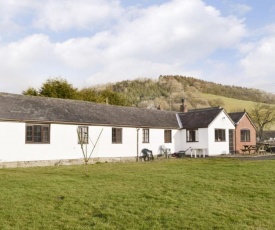 Grove Sprightly Barn