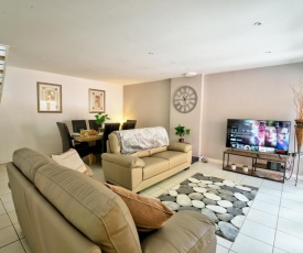 Luxury Ironbridge Townhouse with Netlfix!